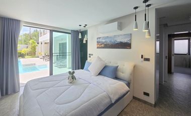 Brand-New Lakeside Luxury Pattaya – 4-Bedroom Villa Just 15 Minutes from Pattaya