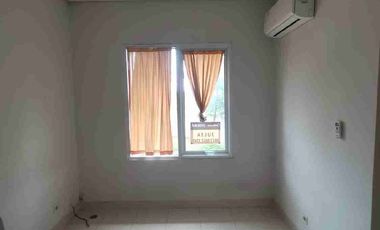 Disewakan / dijual Rumah Cluster Virginia Village 2 Lantai Gading Serpong