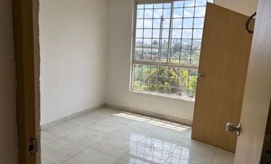 Amplia casa tres recámaras, hermoso condominio,portón electrico, Buenavista Tultitlan edo.de México.