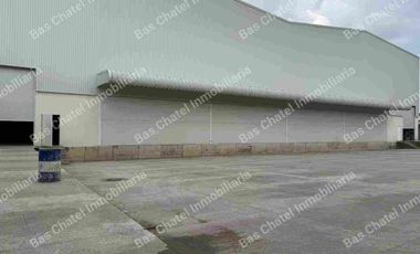 Naves Nuevas de 4000 M2 Más patio de Maniobras