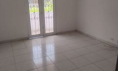 CASA EN ALQUILER EN EL BARRIO CALICANTO, SUR DE CALI