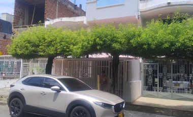 CASA EN ALQUILER EN EL BARRIO CALICANTO, SUR DE CALI