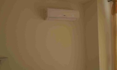 Vendo de Oportunidad Departamento de 2 Dormitorios en piso 3 con Ascensor, en los  Condominios Camboriu en el centro de Salinas diagonal al Colegio Rubira