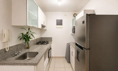 Alquiler de Departamento Amoblado de 2 Habitaciones con Balcón | Urbanización Santa Beatriz - Cercado de Lima