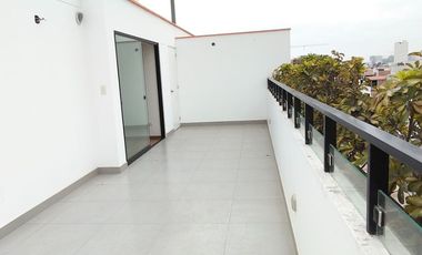 San Miguel - Dúplex en venta de 3 habitaciones, 3 baños y terraza propia