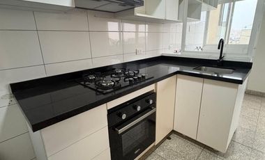Ocasión Lindo Dpto.Renovado en Monterrico