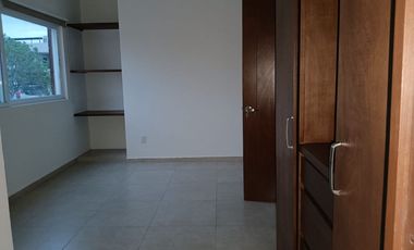 RENTO CASA EN PORTATOSCANA EN LEON GTO INCREIBLE VISTA 3 RECAMARAS CON BAÑO DOS TERRAZAS