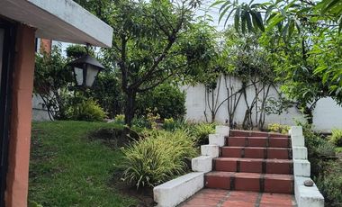 🏠  Casa independiente Esquinera EN VENTA, La Armenia I