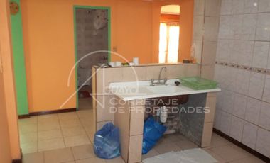 Venta Casa 4d+1b + Casa Interior 3d+2b 300 Metros, Recoleta