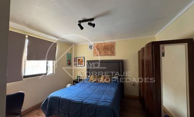 Venta Casa 4d+1b + Casa Interior 3d+2b 300 Metros, Recoleta