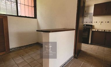 Casa en renta en Palmira con jardín privado