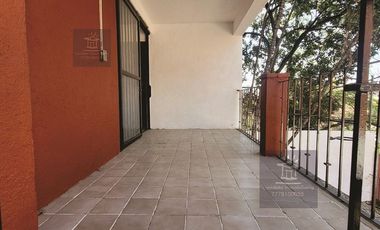 Casa en renta en Palmira con vigilancia