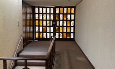 CASA EN VENTA EN LA COLONIA LA PAZ, UBICACIÓN MARAVILLOSA, IDEAL PARA REMODELAR PARA CONSULTORIOS, DEPARTAMENTOS, ACADEMIAS, NOTARÍAS, GIMNASIO, SPA,