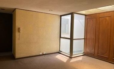 CASA EN VENTA EN LA COLONIA LA PAZ, UBICACIÓN MARAVILLOSA, IDEAL PARA REMODELAR PARA CONSULTORIOS, DEPARTAMENTOS, ACADEMIAS, NOTARÍAS, GIMNASIO, SPA,