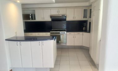 Departamento amueblado con servicios incluidos en renta en Juriquilla