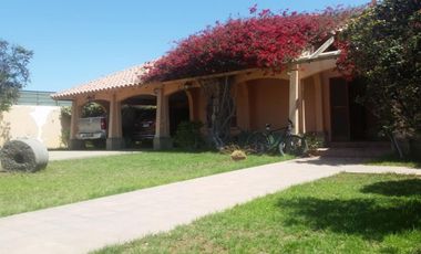 EN VENTA AMPLIA Y HERMOSA CASA EN VALLENAR, QUINTA VALLE. SECTOR RESIDENCIAL.