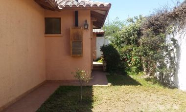 EN VENTA AMPLIA Y HERMOSA CASA EN VALLENAR, QUINTA VALLE. SECTOR RESIDENCIAL.