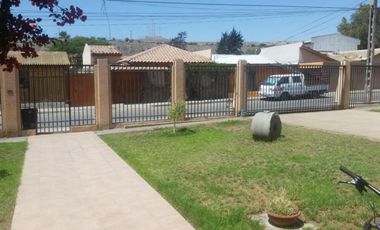 EN VENTA AMPLIA Y HERMOSA CASA EN VALLENAR, QUINTA VALLE. SECTOR RESIDENCIAL.