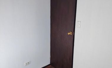 CASA EN PARADERO 7 y 1/2 A CUADRAS DE PAJARITOS Y METRO LAS PARCELAS y LAGUNA SUR