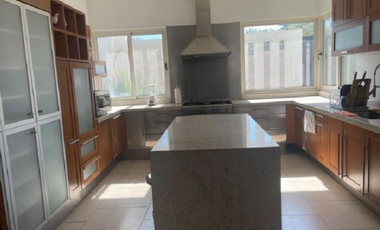 VENTA DE HERMOSA CASA