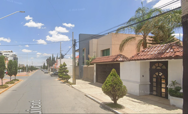 VENTA DE HERMOSA CASA