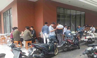 Disewakan kios area Jakarta, konsep terbuka, lokasi sttategis
