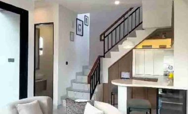Rumah view danau lokasi strategis di Bekasi Timur dekat Grandwisata
