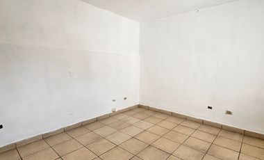Venta de Oficina/Bodega comercial en Col. Pablo A de la Garza, atrás de Cintermex