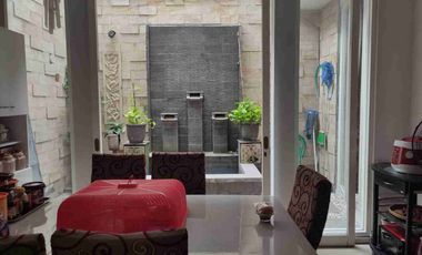 ‼️Termurah Dikelasnya‼️ Rumah Semi Furnished di Kawasan Elite THE GAYUNGSARI dekat Central Park