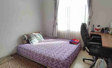 ‼️Termurah Dikelasnya‼️ Rumah Semi Furnished di Kawasan Elite THE GAYUNGSARI dekat Central Park