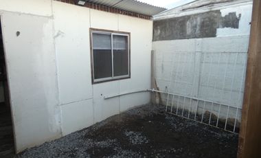 Se arrienda casa de 2 pisos Condominio Brisas San Pedro de la Costa