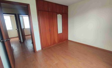 Casa en renta, Calderón