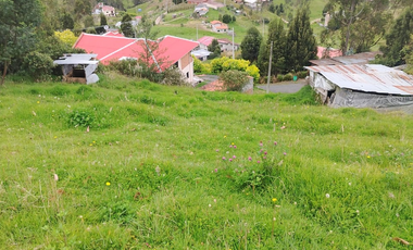 Vendo Casa con Terreno Sector El Verde, Tarqui, Cuenca, Ecuador