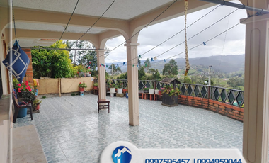 Vendo Casa con Terreno Sector El Verde, Tarqui, Cuenca, Ecuador