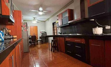 Casa de alquiler en Urb. Parques del Río - Km 1.5 vía Samborondón