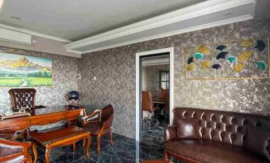 Disewakan/jual Unit Perkantoran Dengan Furnish Mewah The Royal 55 Royal Residence Surabaya