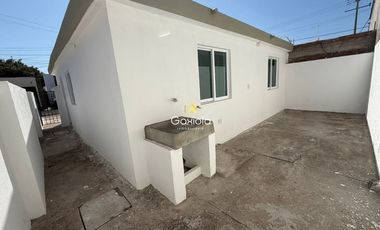 Se RENTA Casa ubicada en Privada con acceso controlado, Col. Humaya, a unos metros del boulevard