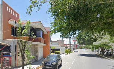 VENTA DE CASA EN AQUILES SERDAN, PUEBLA