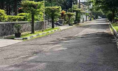 Rumah Baru Scandinavian Taman Belakang Luas Komplek Premium Di Antapani Bandung