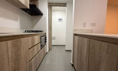 ARRIENDO DE APARTAMENTO GUAYABAL / MEDELLIN, FRENTE A CIUDAD DEL RIO