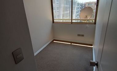Dpto. 2 Dorm / 1 Baño / 1 Bod.- Barrio República, Santiago.-