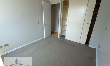 Dpto. 2 Dorm / 1 Baño / 1 Bod.- Barrio República, Santiago.-