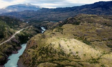 Campo en venta colindante al Río Baker de 104 hectáreas