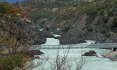 Campo en venta colindante al Río Baker de 104 hectáreas