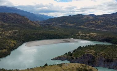 Campo en venta colindante al Río Baker de 104 hectáreas