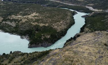 Campo en venta colindante al Río Baker de 104 hectáreas