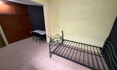 SE RENTA HABITACION SEMI AMUEBLADA CON SERVICIOS INCLUIDOS