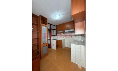 Venta De Departamento En 3Er Piso En Urb.Laguna Del Chipe//ID: 1176243