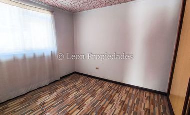 Leon Propiedades vende o arrienda con compromiso de compraventa, casa en Curacaví centro.