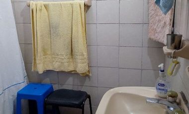 AMPLIA CASA AL FRENTE DE 3 AMBIENTES EN DOS PLANTAS